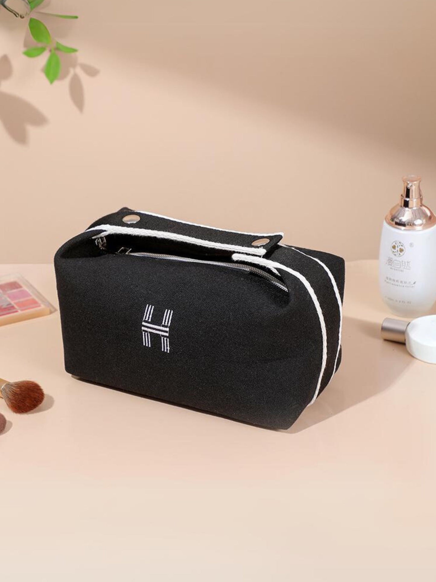 Victoire | Make up tas