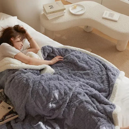 Malena | Luxe dikke lamswollen deken