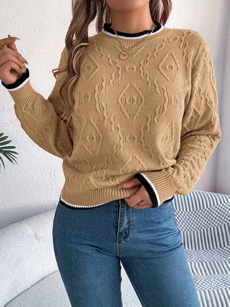 Azaria gebreide trui: elegante trui met uniek textuurpatroon en contrasterende biezen voor een verfijnde, moderne look. Perfect voor werkdagen, casual uitjes of ontspannen weekenden. Comfortabele pasvorm biedt warmte en stijl op koelere dagen. Verkrijgbaar in roze rood, oranje en khaki, maten S-XL. Combineer moeiteloos met jeans, rokken of broeken. Voeg tijdloze elegantie en knus comfort toe aan je garderobe met de Azaria. Bestel nu en upgrade je stijl!