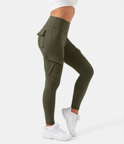 Dounia cargo leggings – een perfecte mix van stijl en functionaliteit. Met een comfortabele, rekbare pasvorm en strategisch geplaatste zakken voor extra gemak. Gemaakt van hoogwaardig nylon voor langdurig draagplezier. Ideaal voor dagelijks gebruik, sport of casual outfits. Verkrijgbaar in groen, zwart, roze, grijs en blauw, in maten XS-2XL. Bestel nu en ervaar ultiem comfort en veelzijdigheid!