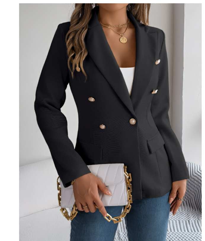 vrouw in elegante getailleerde blazer voor slanke look met dubbele knoopsluiting en reverskraag
